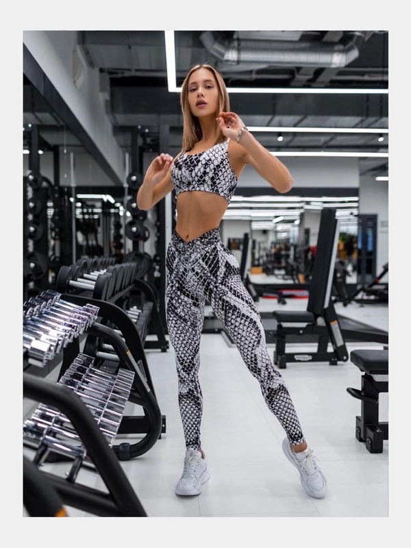 Спортивный Топ  Bona Fide кобра, змея