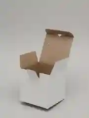 Белый коробка для кружки, самосборная