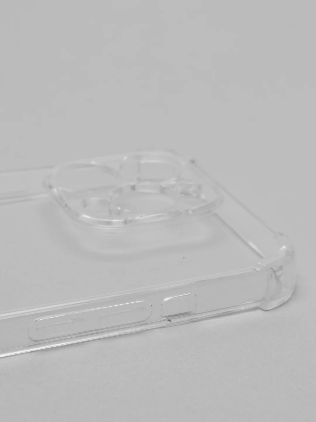 Чехол противоударный на Apple iPhone 13 Pro, силиконовый, прозрачный, с защитой камеры