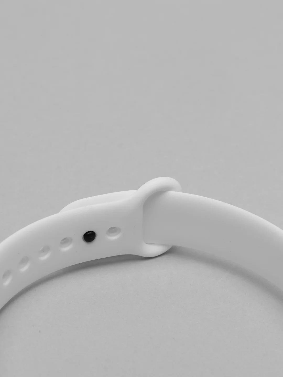 Бежевый силиконовый ремешок для фитнес-браслетов Xiaomi Mi Band 5 / 6
