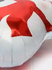 Белый новогодний фольгированный воздушный шар