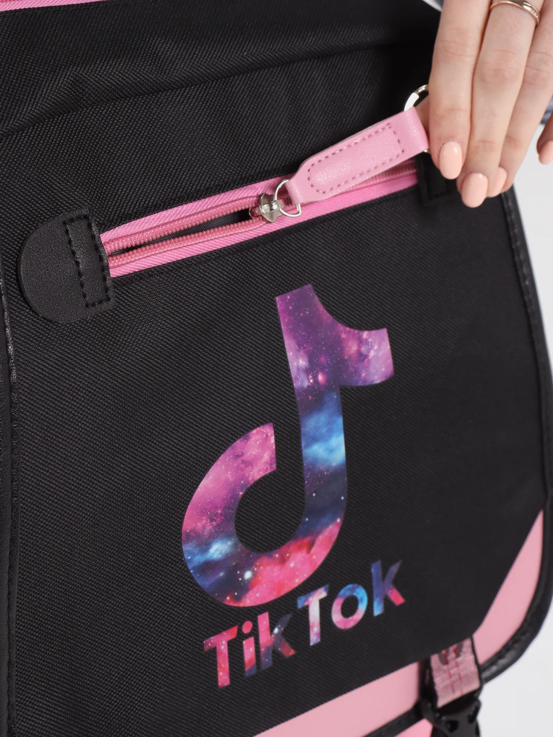 Конфетный рюкзак женский "Тik-Tok"