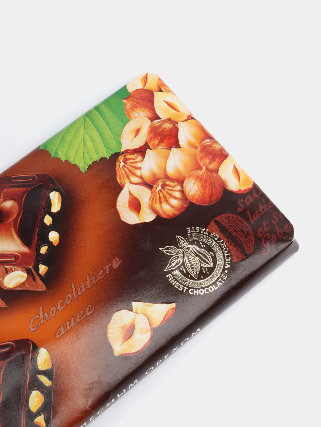 Шоколад Победа вкуса "Десертный с лесным орехом", темный, 250 г