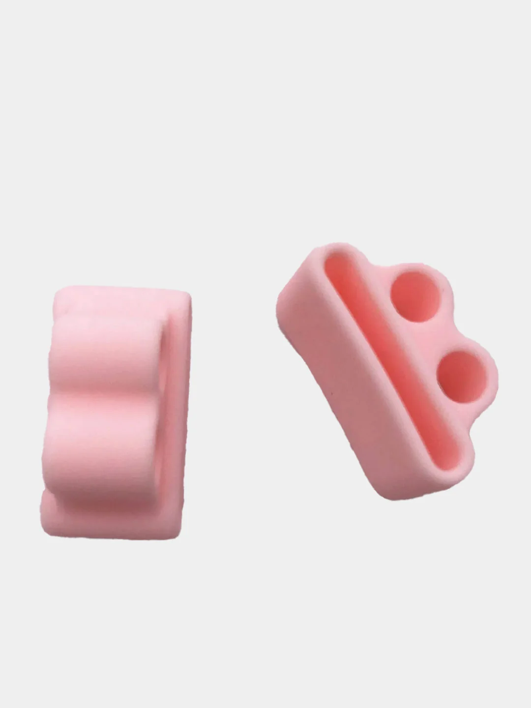 Розовый силиконовый держатель для наушников AirPods