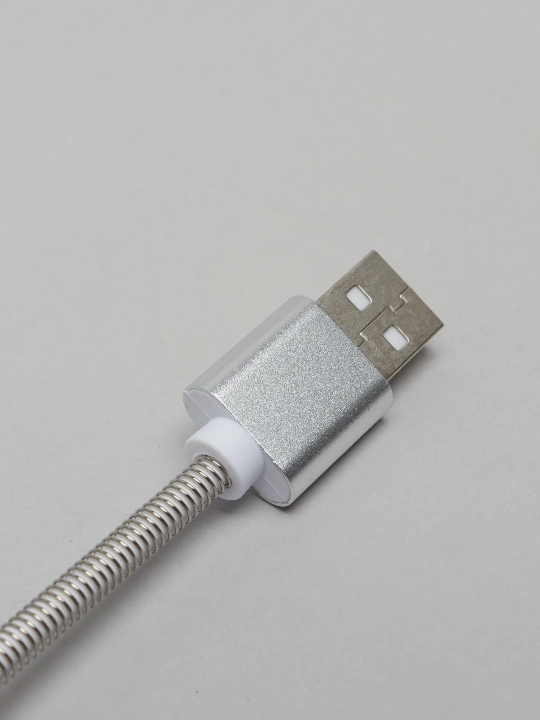 Белый кабель c пружинкой Type-C micro USB, 2м
