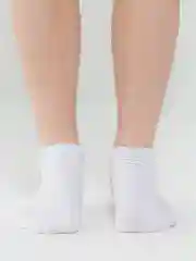 Белый низкие носки