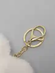 Белый брелок меховой в форме сердца, брелок на сумку, на рюкзак