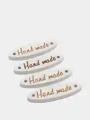 Белый пуговицы-шильдик "Hand made", деревянные