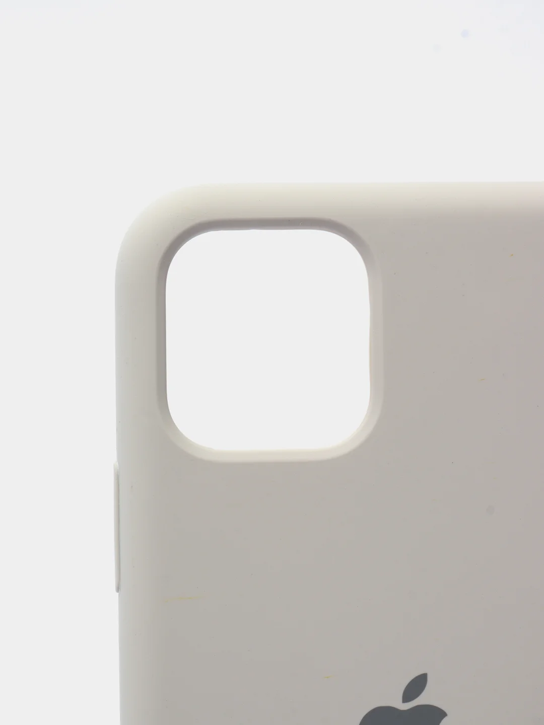 Светло-бежевый чехол для iPhone 11 Pro 5.8" Silicone Case, закрытый низ с логотипом