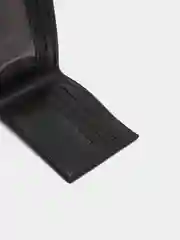 Черный мужской кошелек
