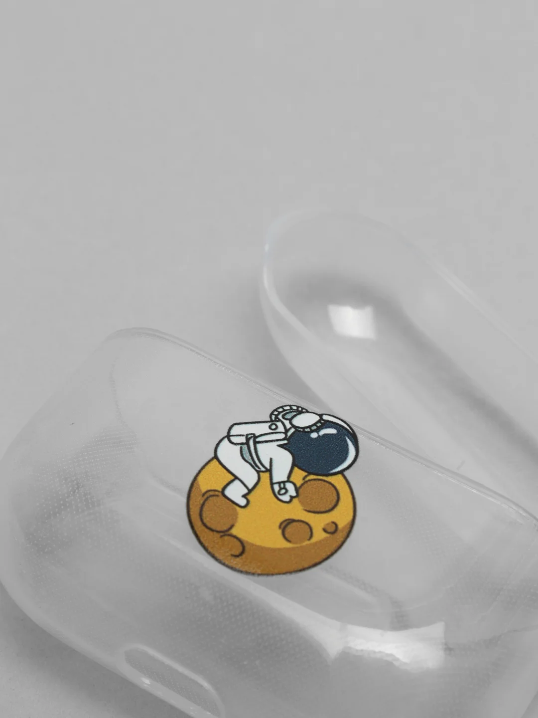 Силиконовый чехол для наушников Airpods pro