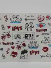 Слайдер для дизайна ногтей Love, на белый фон, 177