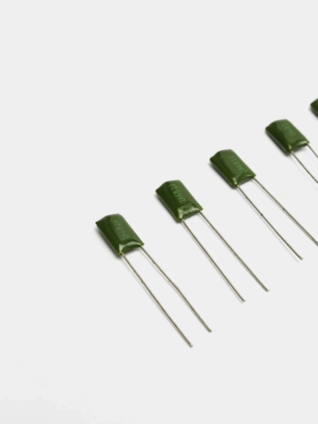 Конденсатор пленочный 0.0068uf 100v 10% CL11 (6.8nF, 6800pF) (10 штук)