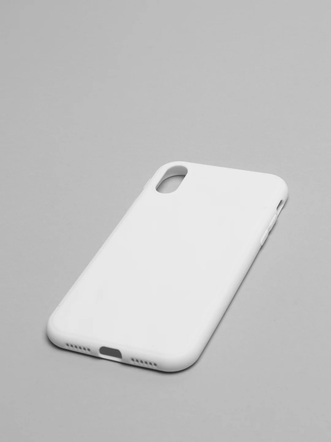 Молочный чехол iPhone XR
