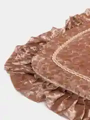 Коричневый настульники