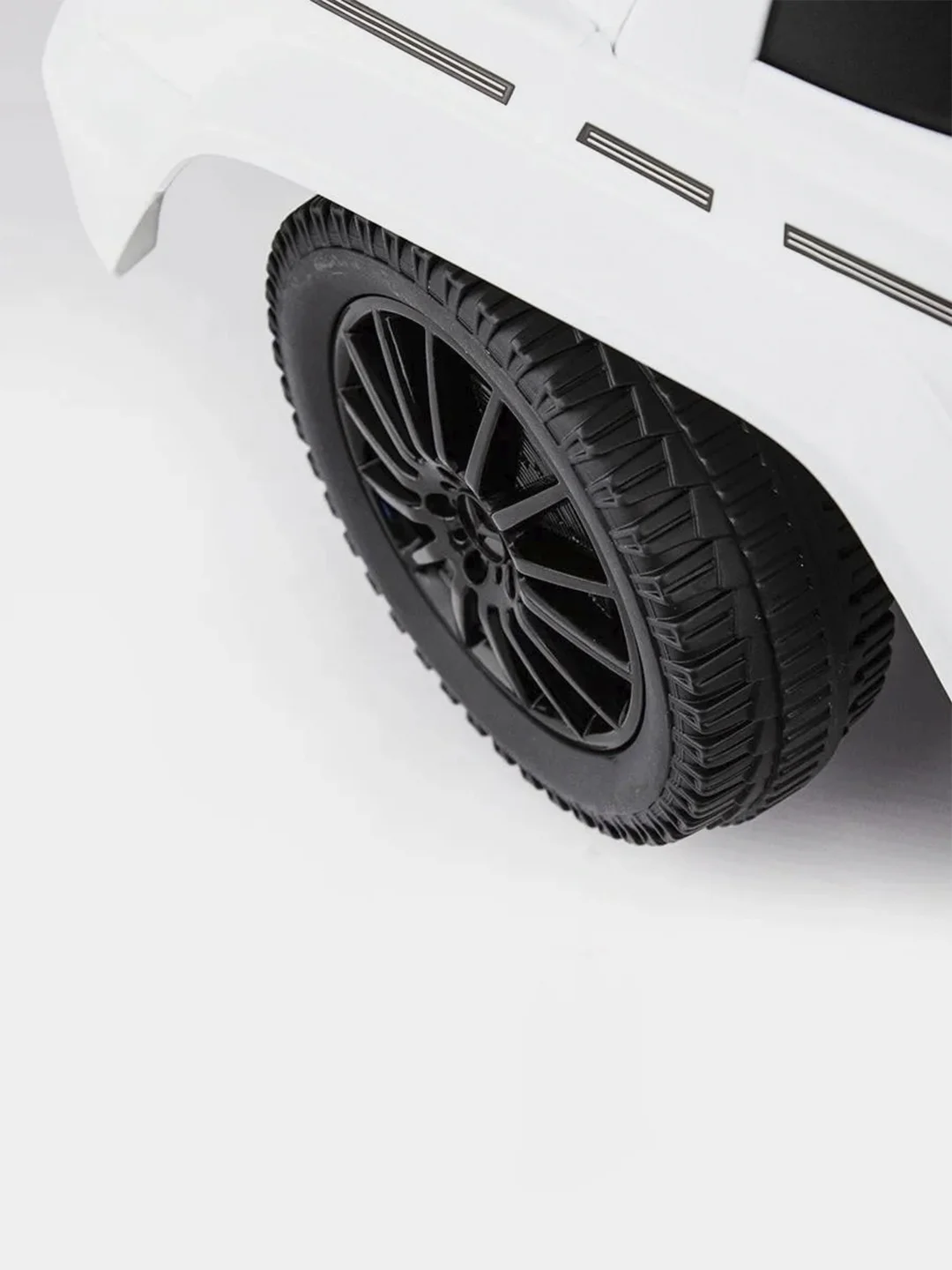 Каталка детская Mercedes Benz, кожаное сиденье