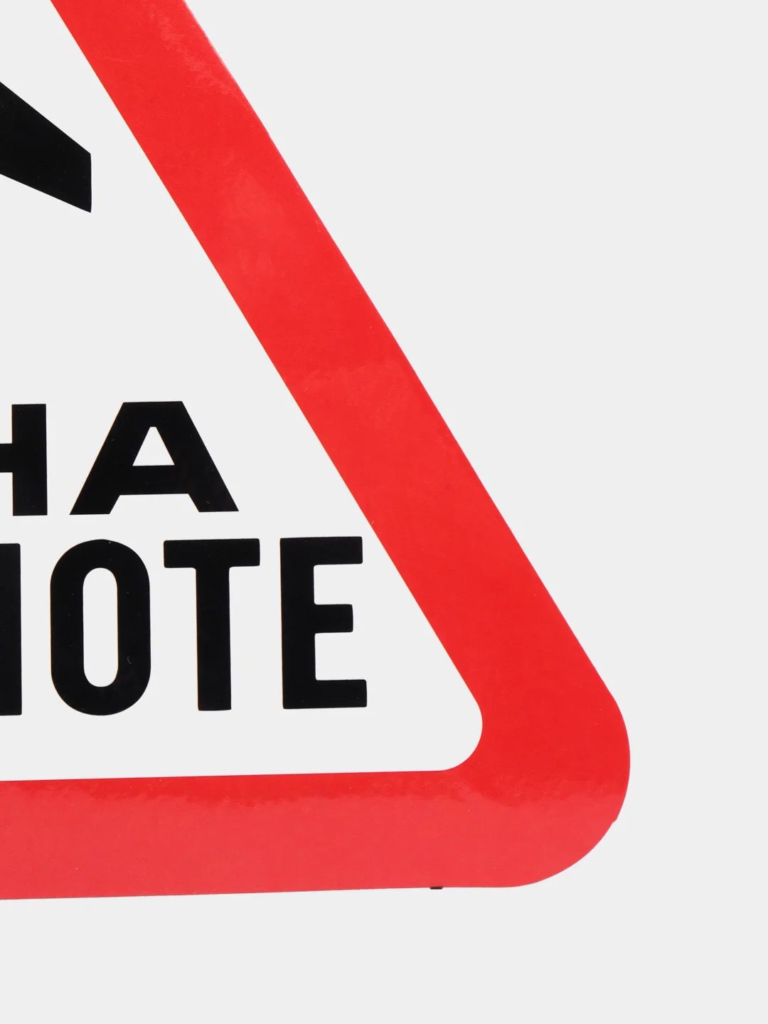 Наклейка на авто "Еду на автопилоте"