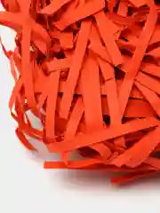 Алый бумажный наполнитель 4 мм, 16 цветов