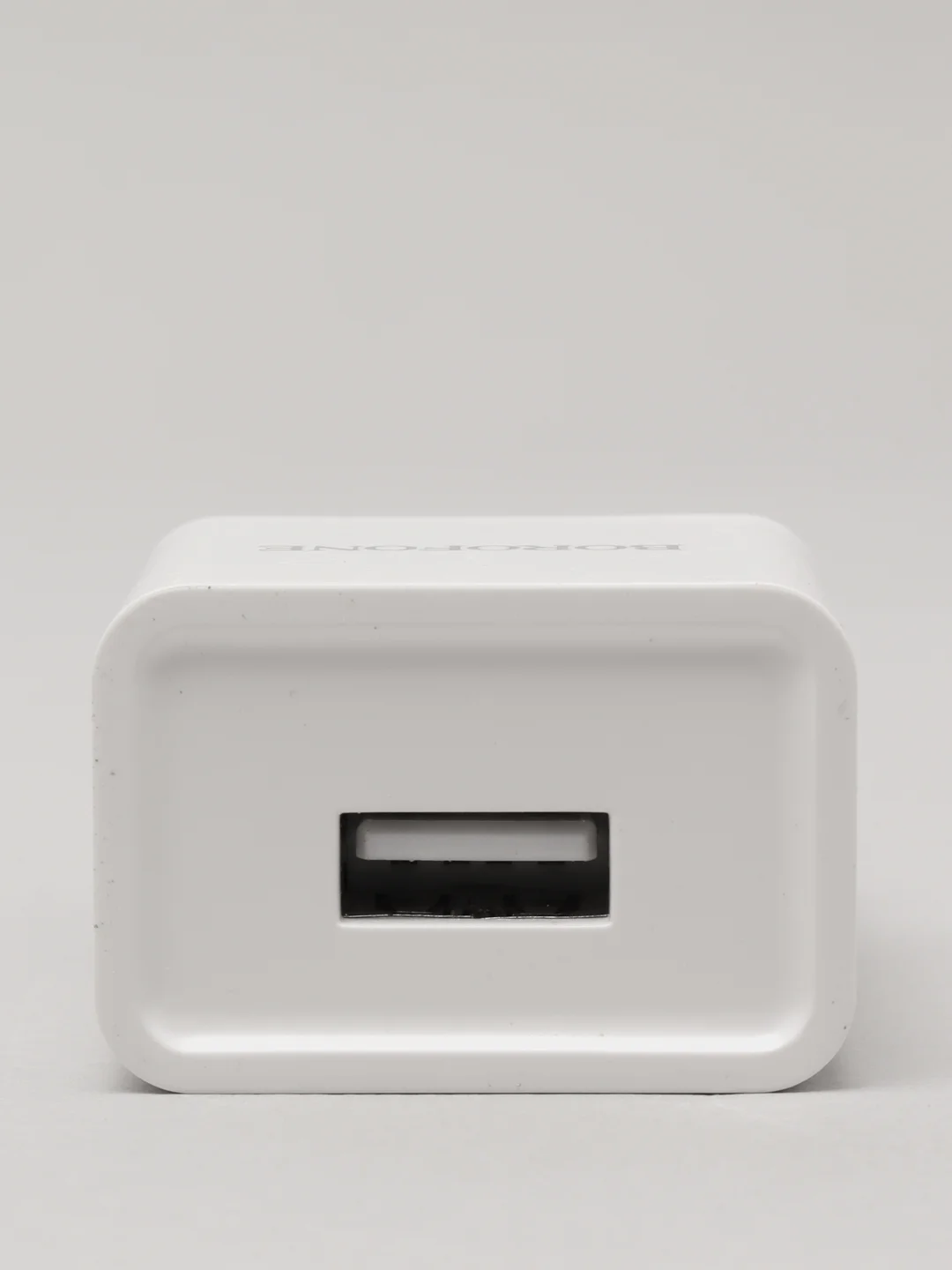 Блок питания 1A / Зарядное устройство 1USB Borofone BA19A, интеллектуальная идентификация