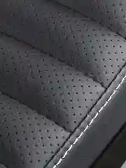 Каталка детская MERCEDES ДЖИП, кожаное сиденье, звук