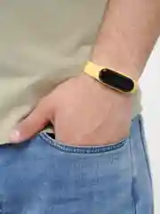 Желтый фитнес браслет Smart Band M6 разные цвета