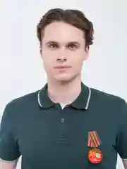 Бордовый значок "День победы! 9 мая", медаль