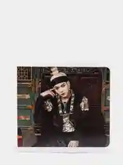 Красный наклейка на банковскую карту BTS "Мин Юнги"