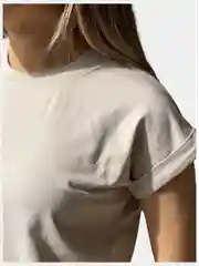 Бежевый футболка женская