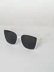 Белый солнцезащитные очки