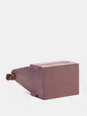 Фиолетовый деревянный ящик