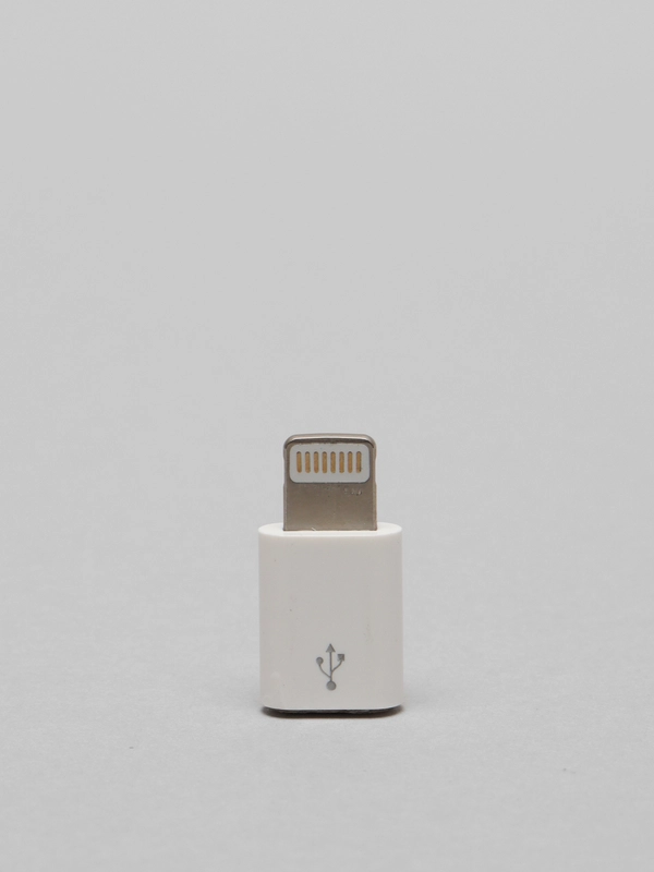 Переходник с microUSB на iPhone