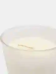 Белый свеча в стакане