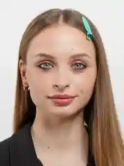 Зеленый зажим для волос бесшовный. Заколка для волос цветная