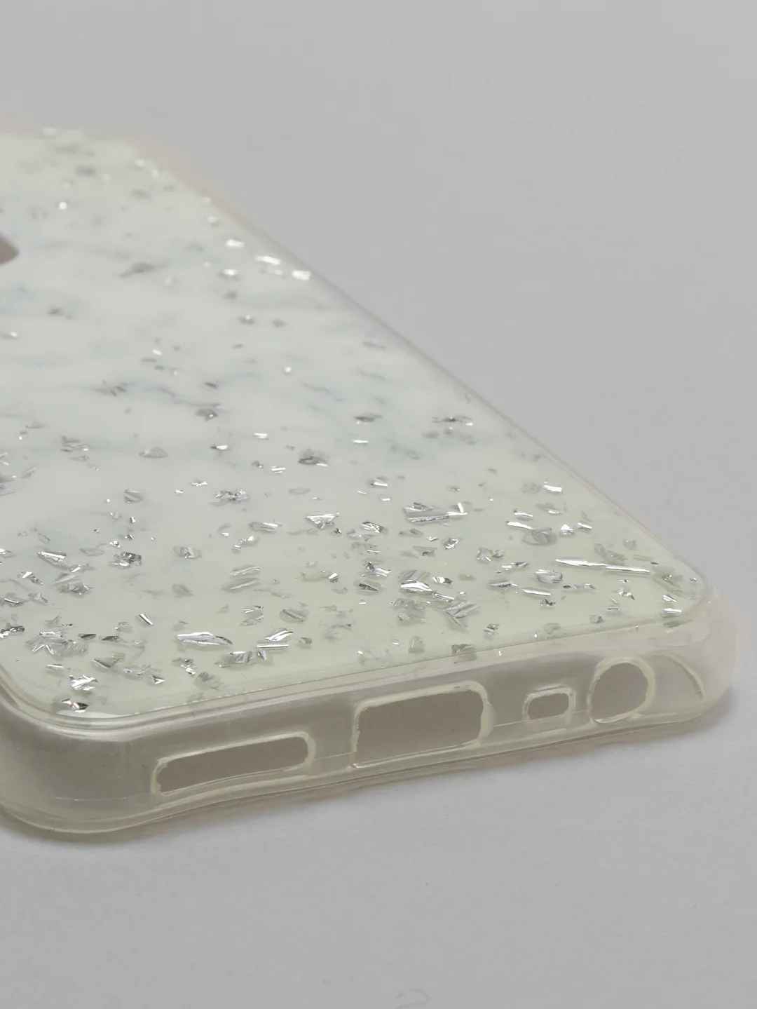Серебряный чехол Xiaomi Redmi 8