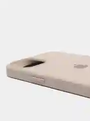 Серый чехол для iPhone 13 Silicone Case закрытый низ с логотипом