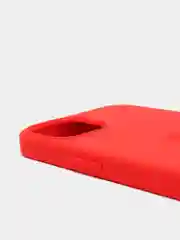 Красный чехол для iPhone 13 Silicone Case закрытый низ с логотипом