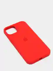 Красный чехол для iPhone 13 Silicone Case закрытый низ с логотипом