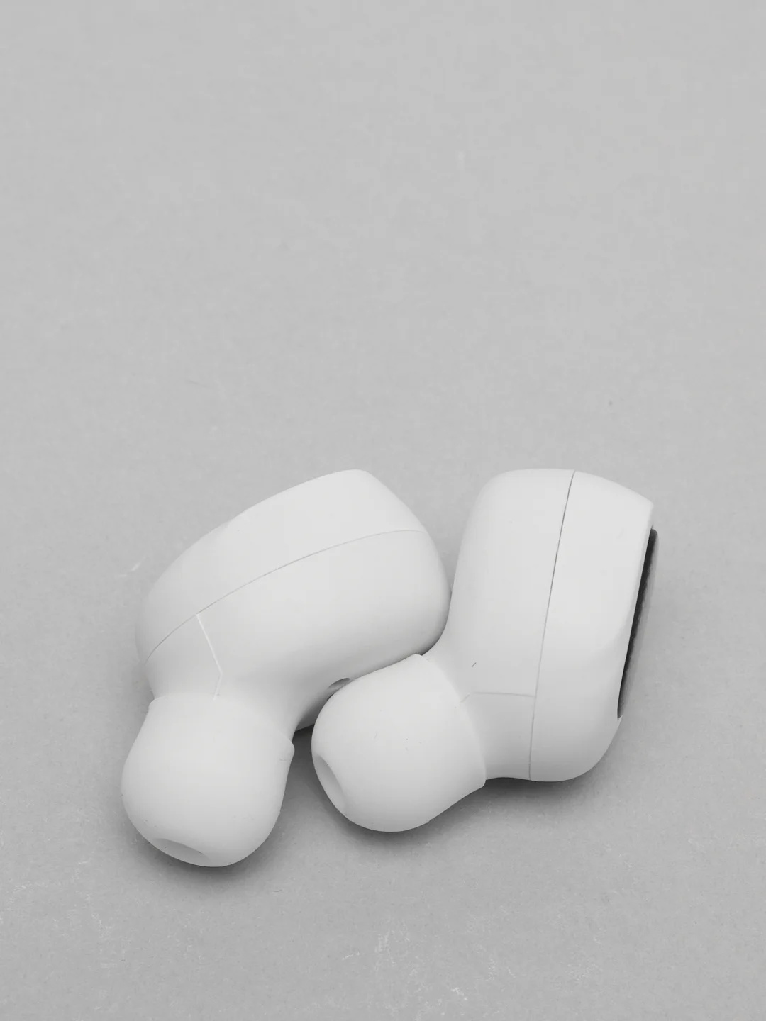 Белый беспроводные Bluetooth-наушники вакуумные, с зарядным чехлом, TWS, T1
