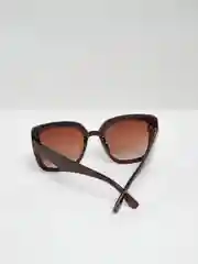 Солнцезащитные женские очки