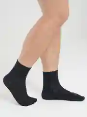 Черный носки средней длины