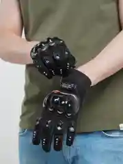 Черный перчатки для езды на мототехнике, с защитными вставками