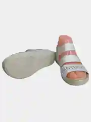 Женские босоножки