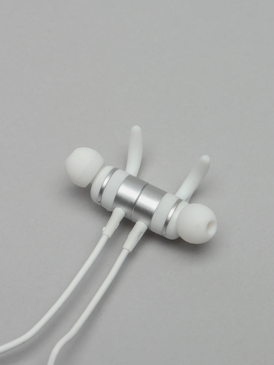 Красный наушники беспроводные, вакуумные, Bluetooth, TWS, с шейным шнурком, Е17