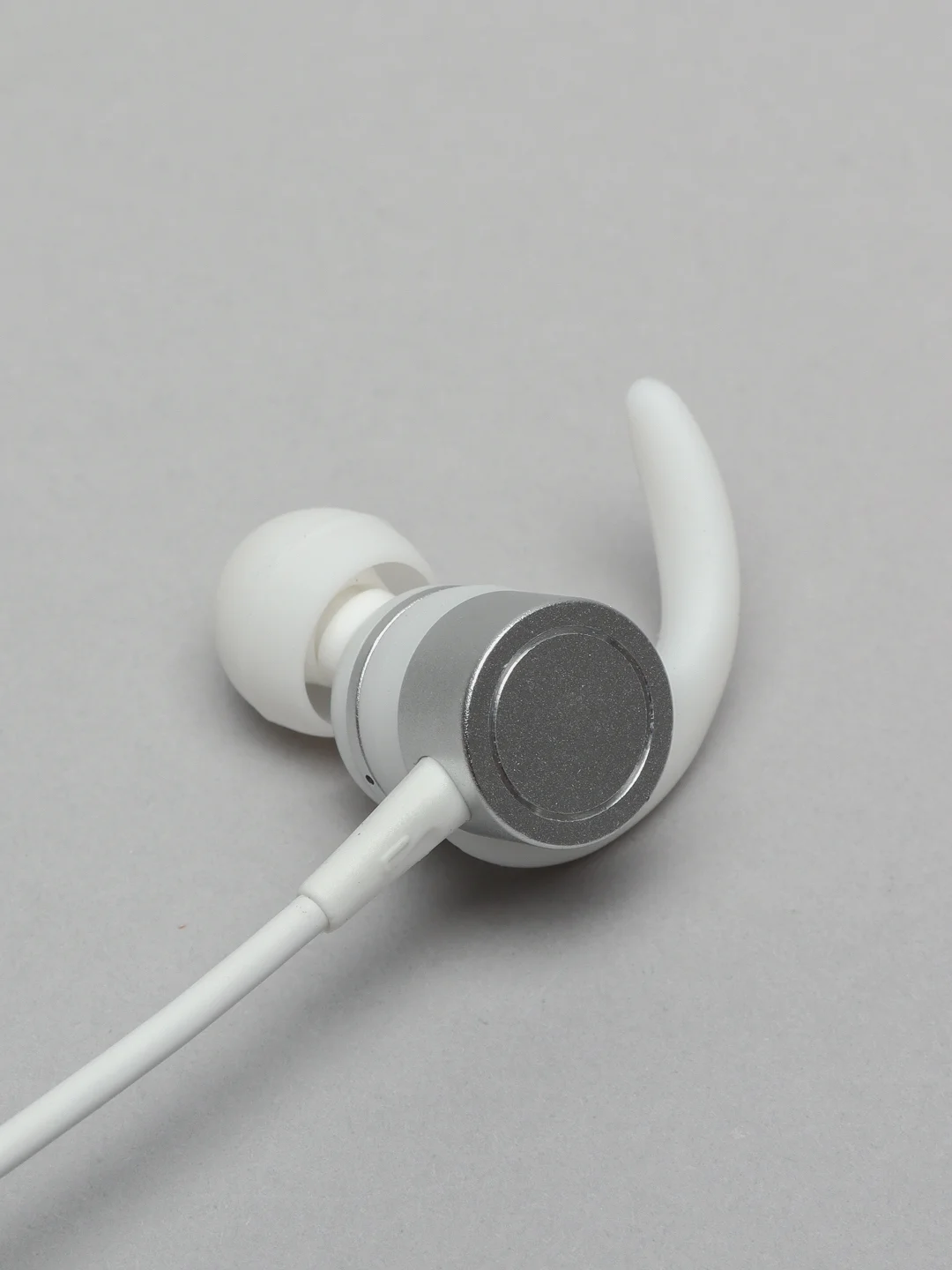 Красный наушники беспроводные, вакуумные, Bluetooth, TWS, с шейным шнурком, Е17