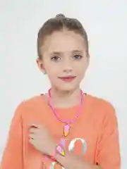 Кораллово-розовый подарочный набор детский бусы и браслет