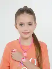 Вишнёвый детский набор : бусы, браслет и кольцо