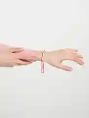 Багровый браслет/ красная нить / браслет с подвеской