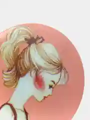 Желтый портативное круглое зеркало для макияжа