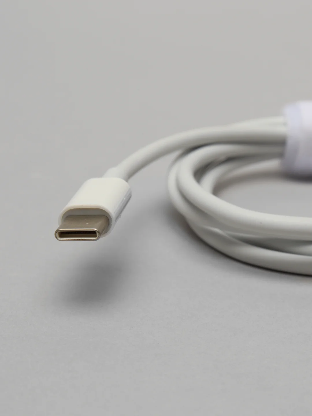 Кабель Type-C - Type-C белый, 1 м