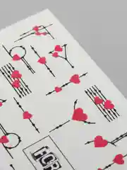 Слайдер для дизайна ногтей Love, на белый фон